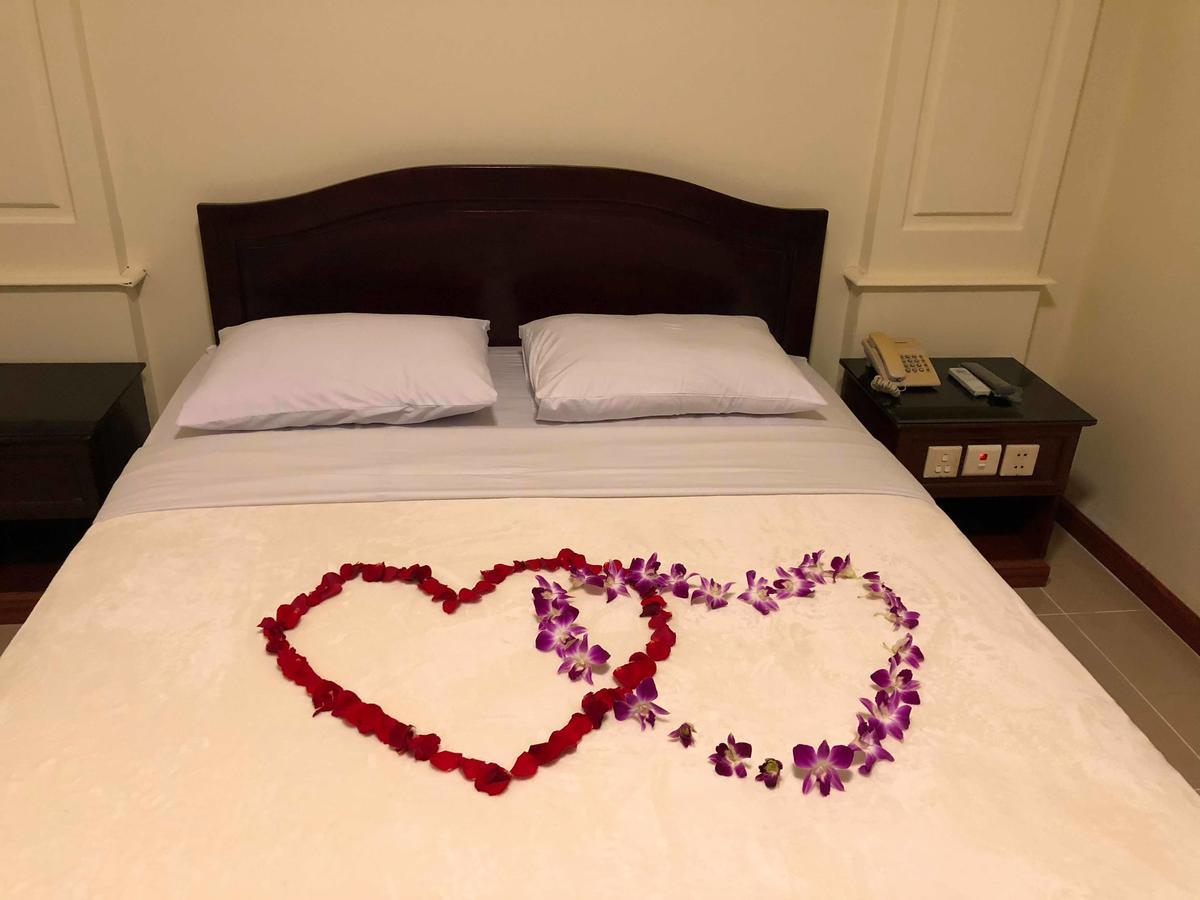 Comfort Star 2 Hotel Phnom-Penh Buitenkant foto