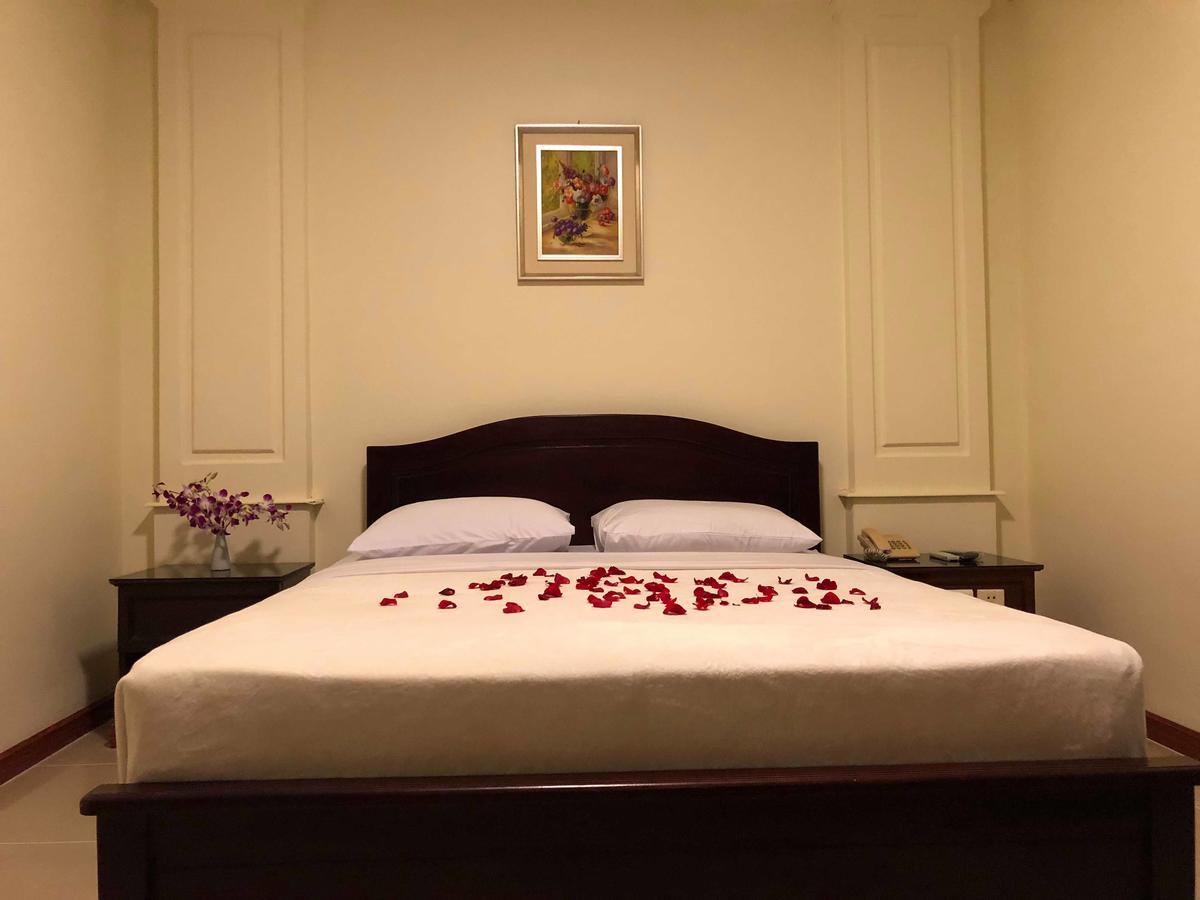 Comfort Star 2 Hotel Phnom-Penh Buitenkant foto